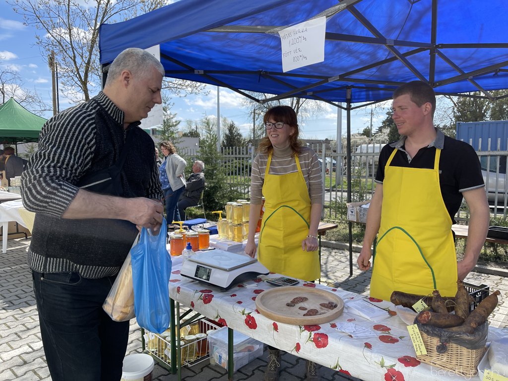 Tama termelői piac 56